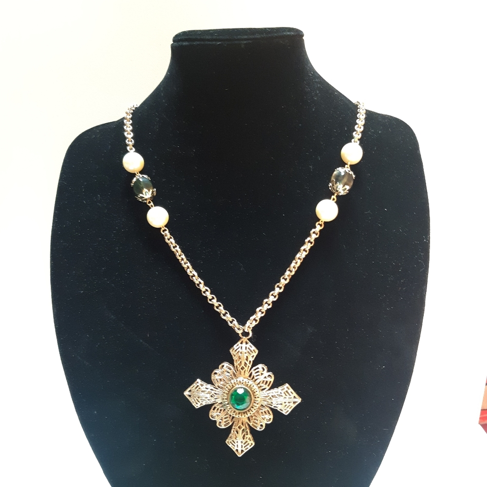 Vintage 1990s gody cross necklace